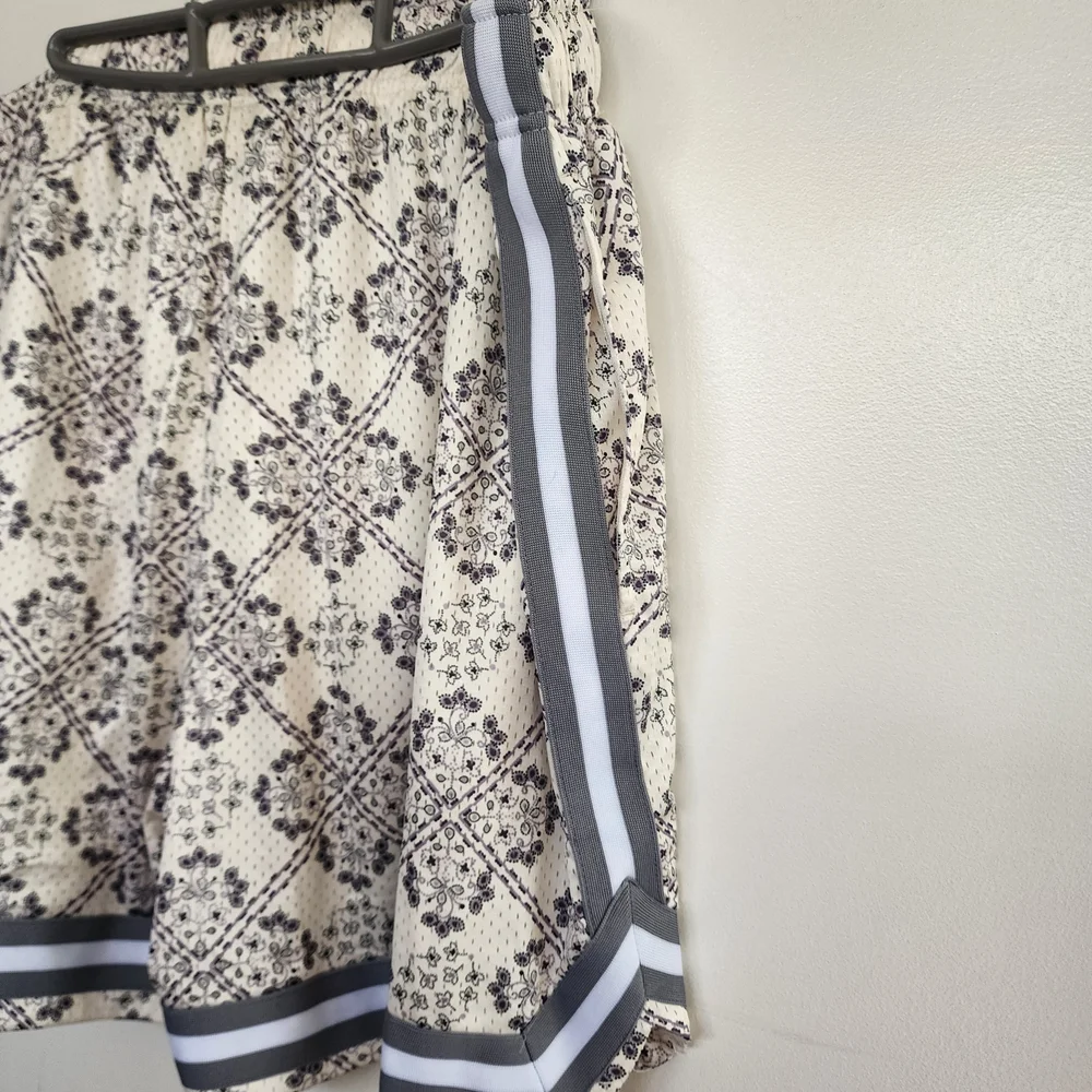 Aeropostale Mens 2xl Floral Diamond Print Mesh Shorts Surf Athleisure Boho